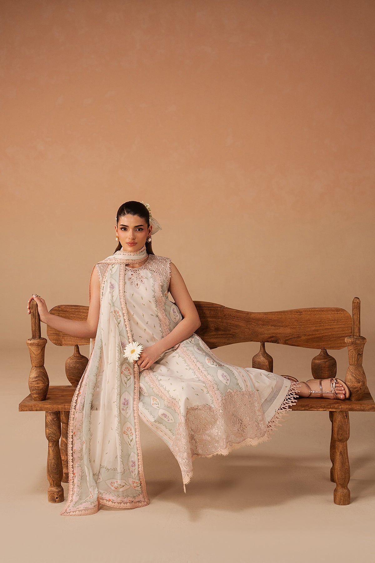 Sunnival Ivory
