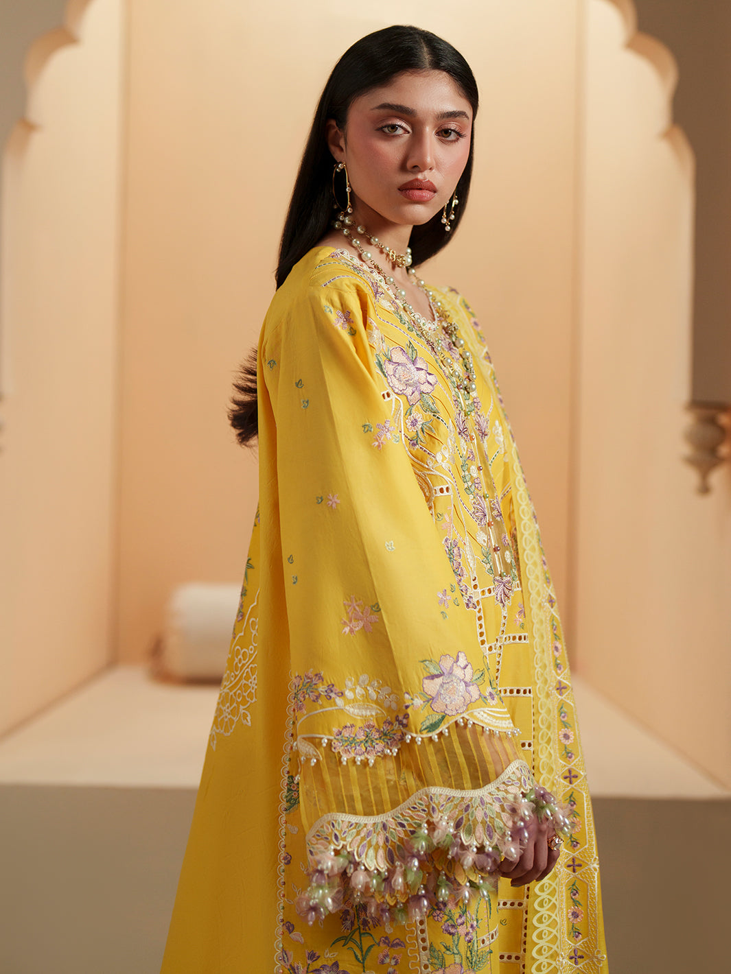D-111-A | 3 PC Luxury Lawn