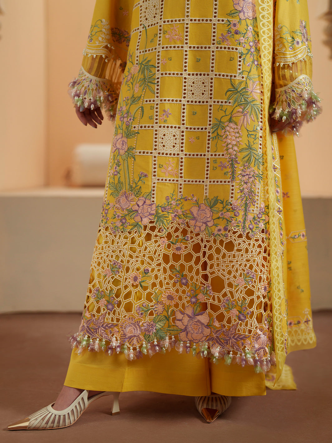 D-111-A | 3 PC Luxury Lawn