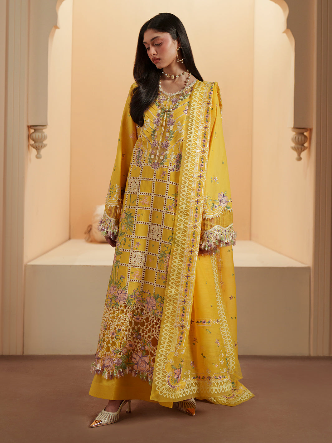 D-111-A | 3 PC Luxury Lawn