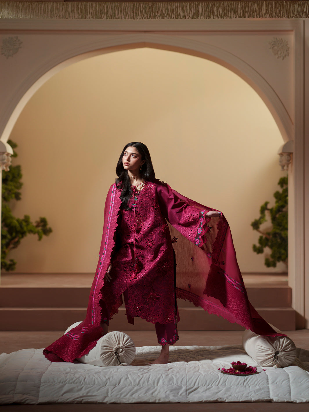 D-113-B | 3 PC Luxury Lawn
