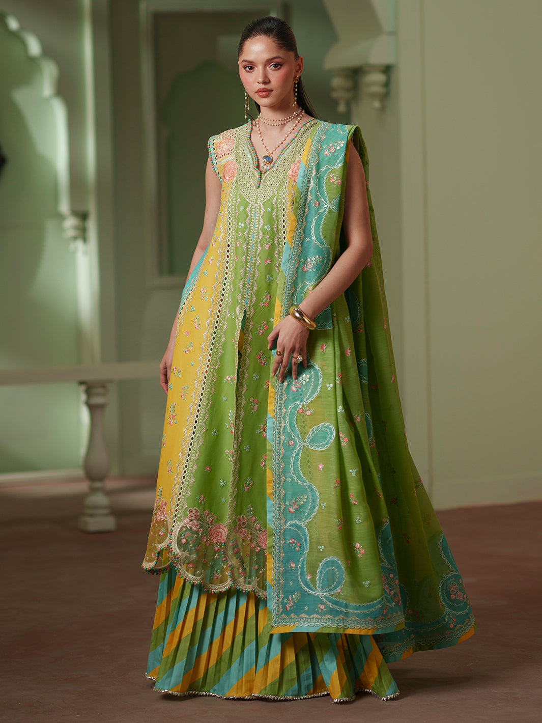 D-114-A | 3 PC Luxury Lawn