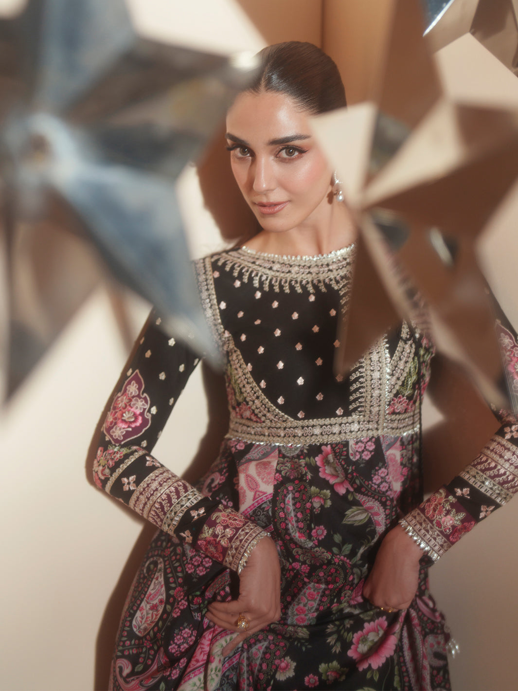 D-115-B | 3 PC Luxury Lawn
