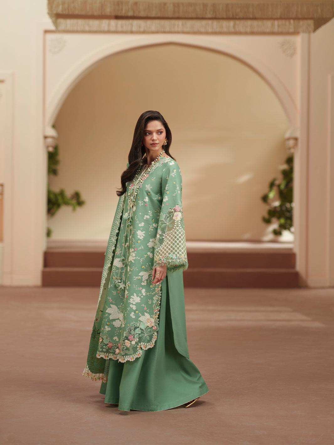 D-117-A | 3 PC Luxury Lawn