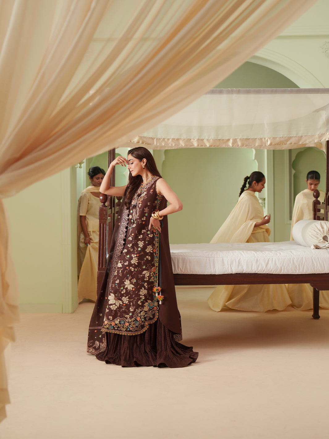 D-117-B | 3 PC Luxury Lawn