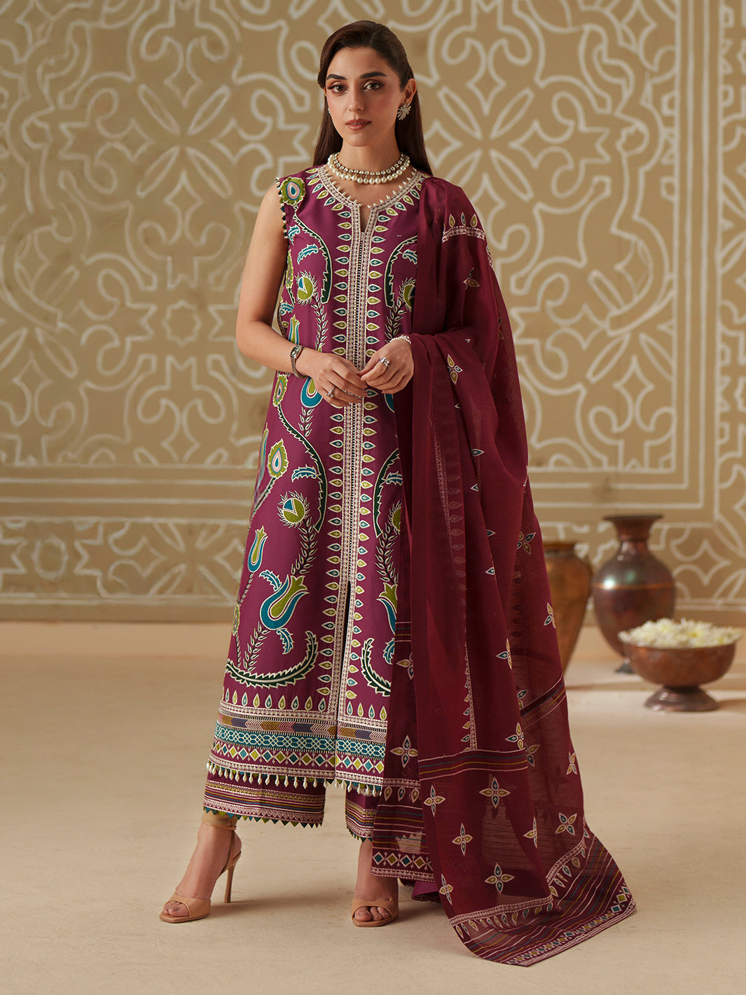 D-118-A | 3 PC Luxury Lawn