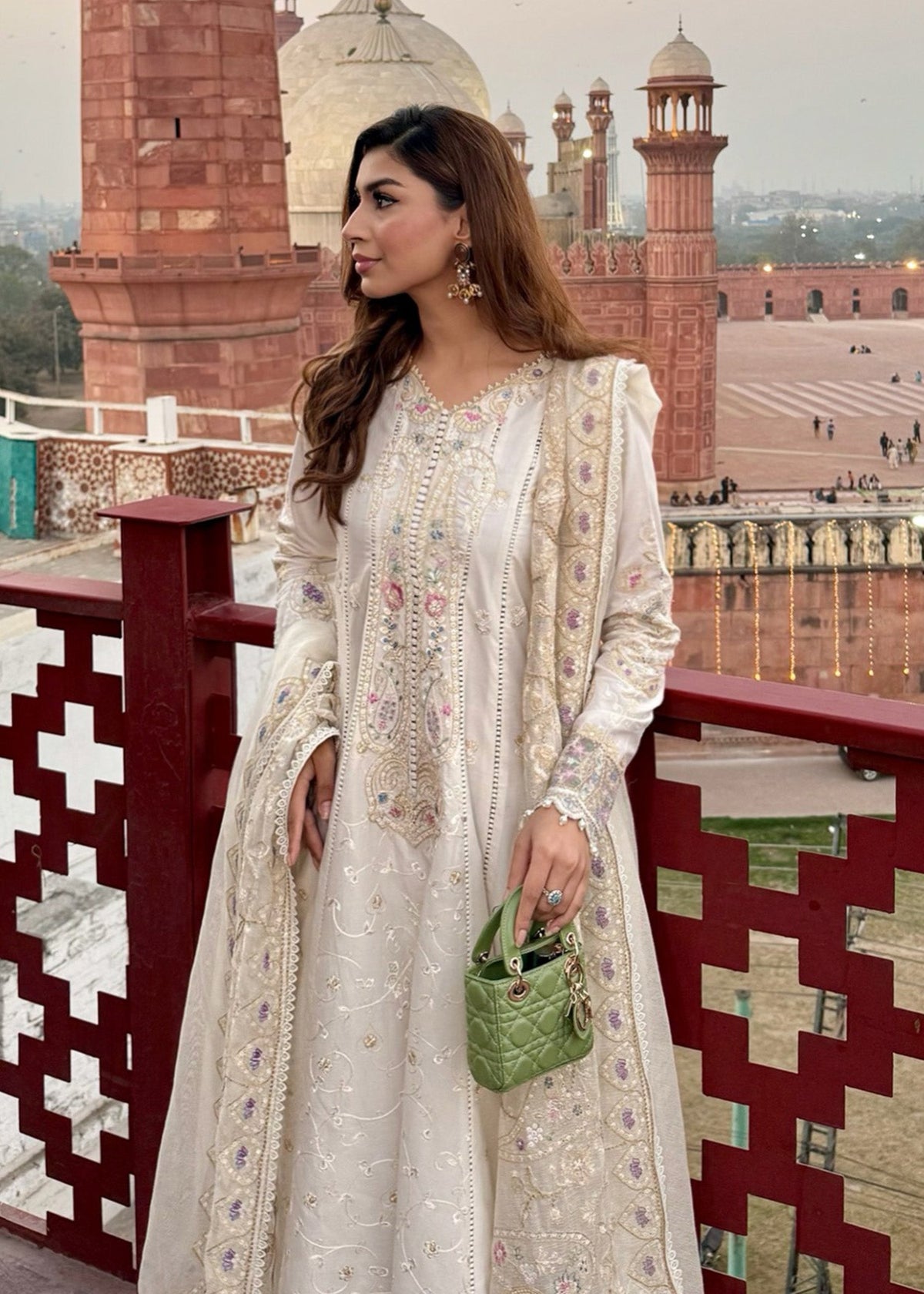 Noor