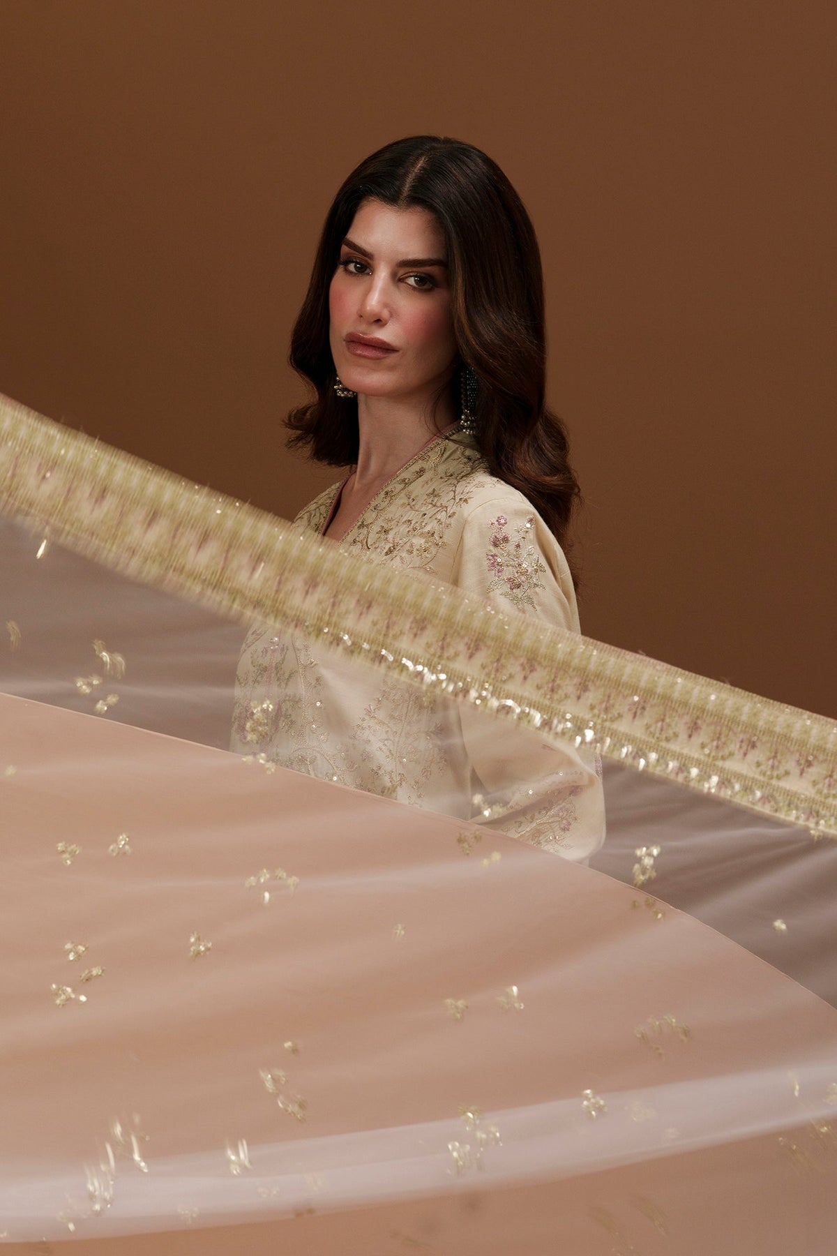 EMBROIDERED SUIT (E1134/104/112)