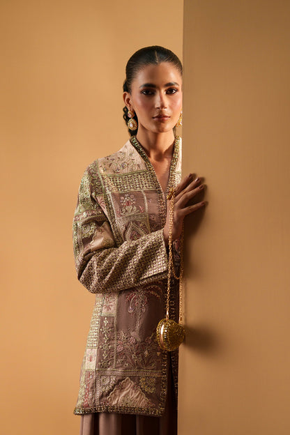 EMBROIDERED SUIT (E1148/104/806)