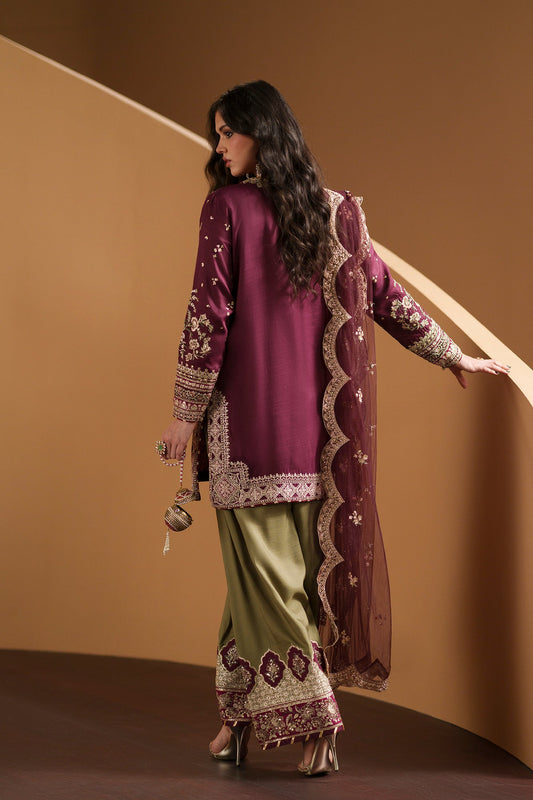 EMBROIDERED SUIT (E1217/104/520)