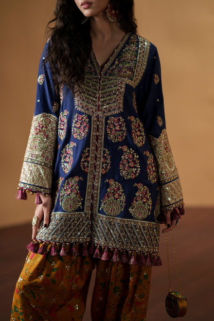 EMBROIDERED SUIT (E1224/104/620)
