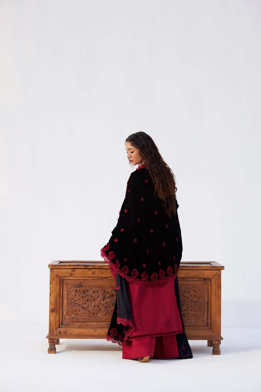 NAZNEEN-SRW25-04