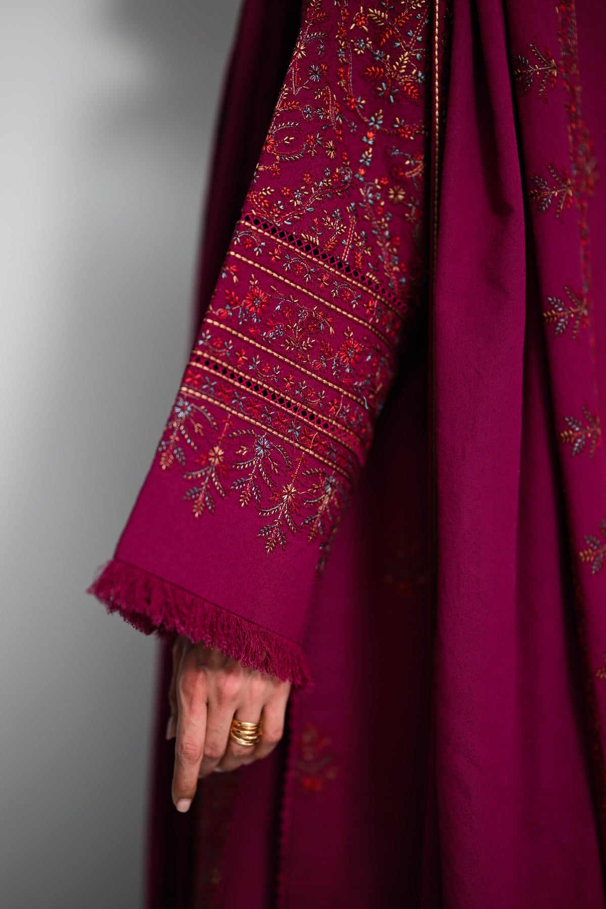 MIRA II - DEEP FUCHSIA LUXURY EMBROIDERED KARANDI 3PCS SET (NEL-26638)