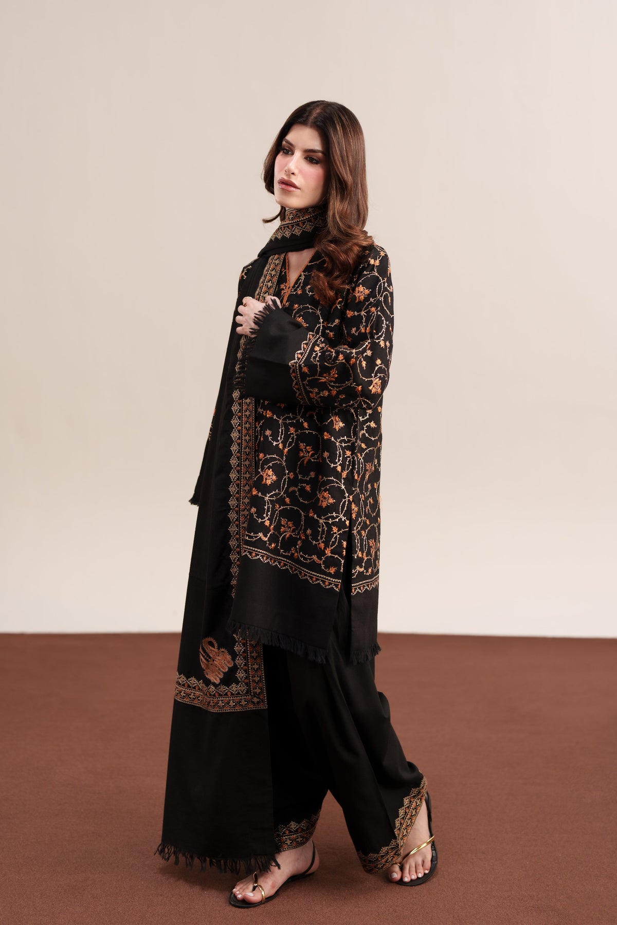 LOOK 2 LUXURY KARANDI SET: MIDNIGHT SUITE