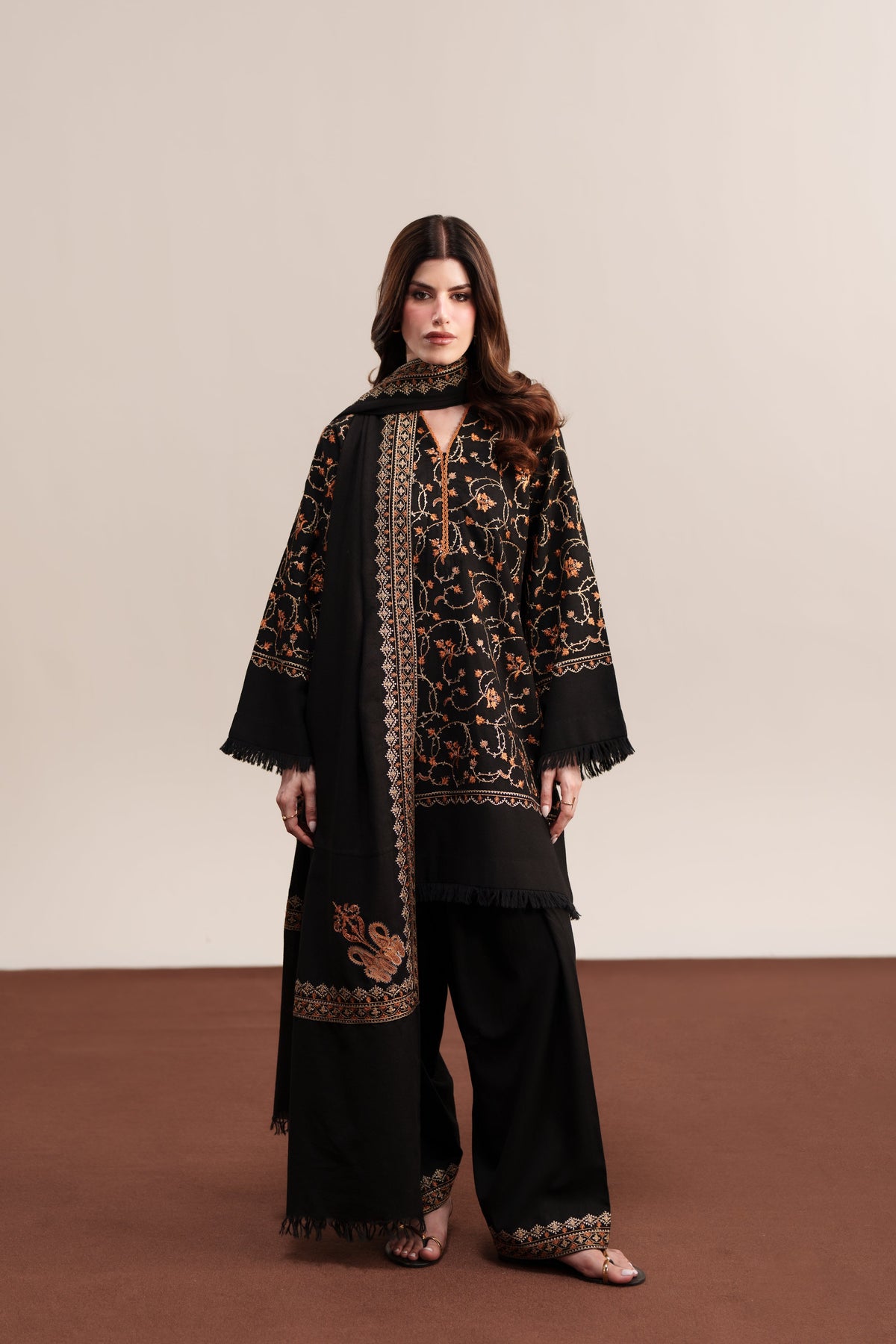 LOOK 2 LUXURY KARANDI SET: MIDNIGHT SUITE