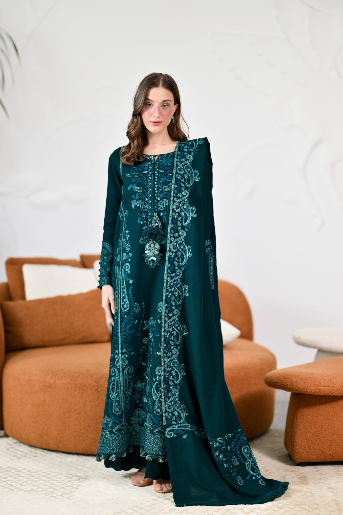 LYRA - DEEP EMERALD LUXURY EMBROIDERED KARANDI 3PCS SET (NEL-26639)