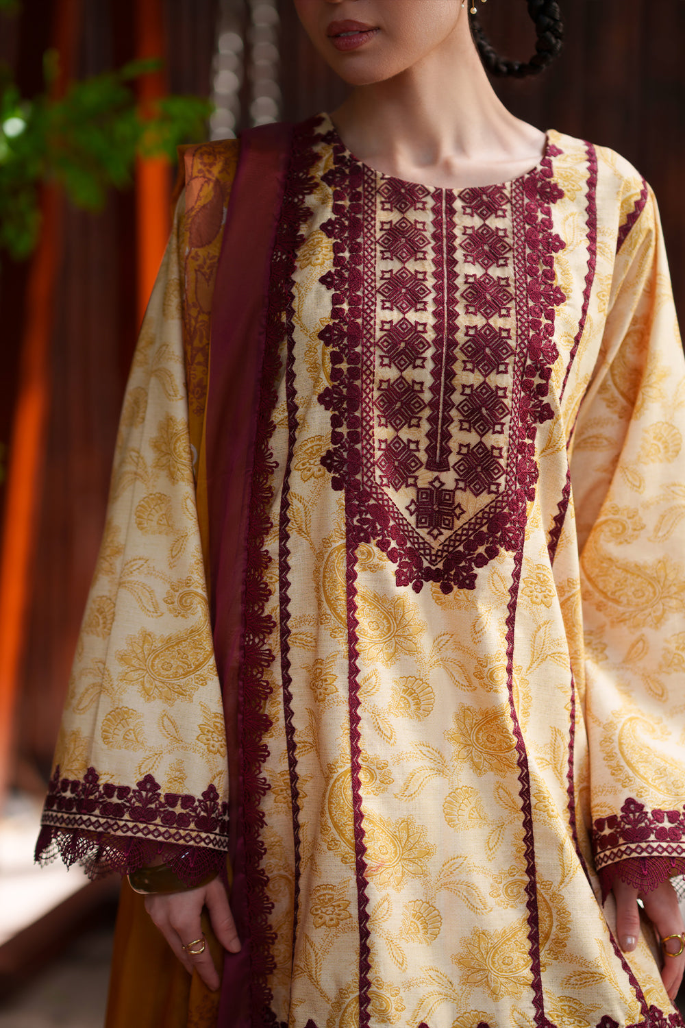 ZAREEN-A-SRL26-06